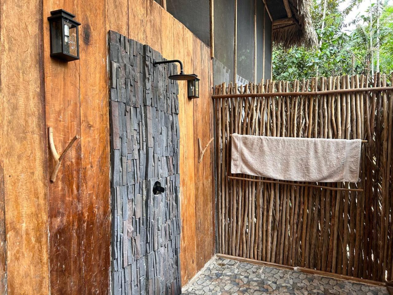 איקיטוס Awaken Amazonian Healing Resort All Inclusive חדר תמונה